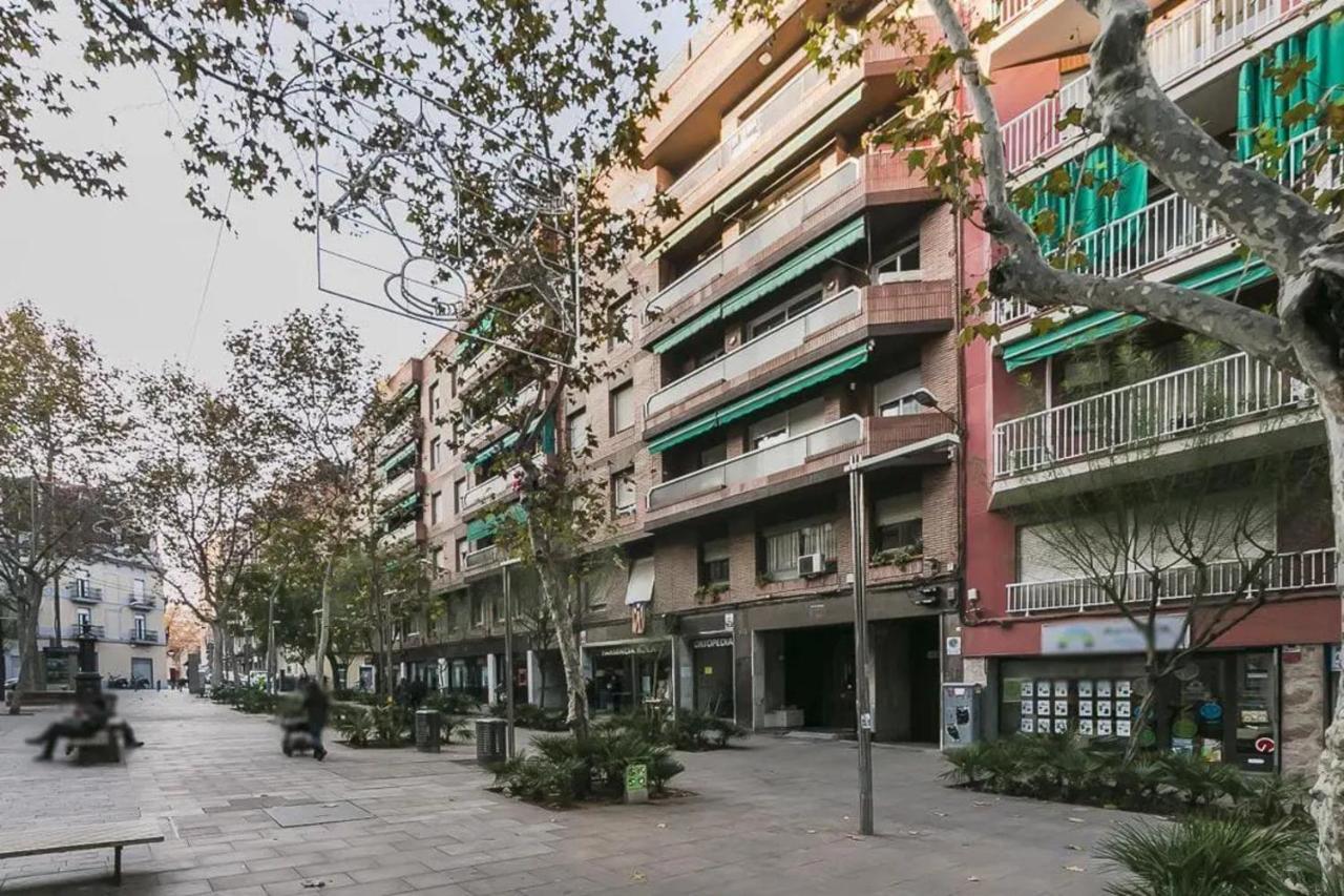 51Sam1021 - Modern Apartment Near Montjuic Барселона Экстерьер фото